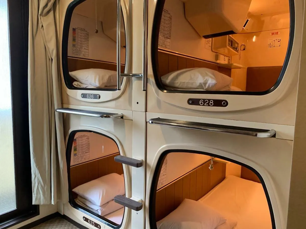 Capsule Hotel Shibuya Tokyo 0*,  Giappone